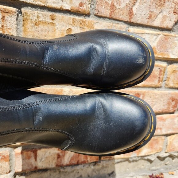 Dr. Martens 2976 Chelsea Boots Womens Size 8 Black Leather Slip On Yellow Stitch - Picture 3 of 13